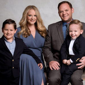 Meet your Posher, Hollie